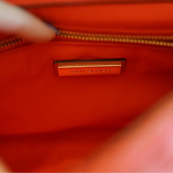 Tory Burch Fleming Convertible Shoulder Leather Bag in Brilliant Red - Picture 12 of 12